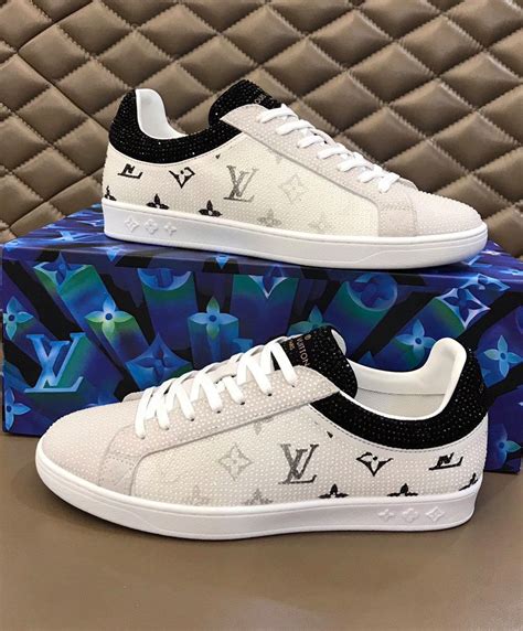 sneakers louis vuitton bianche|louis vuitton sneakers.